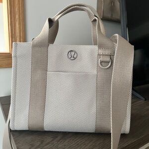 lululemon two tone mini canvas tote